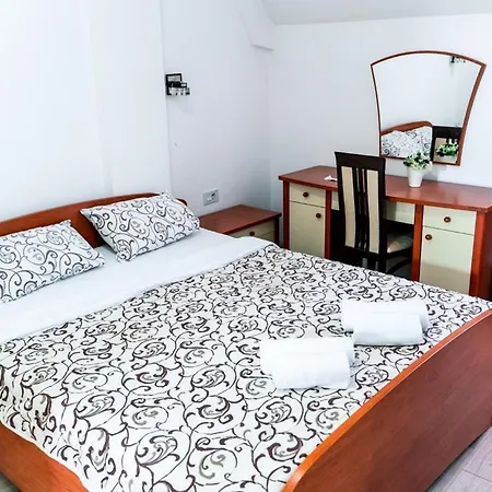 Hotel Zeleni Vir Ni Dış mekan fotoğraf
